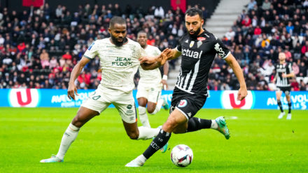 Gedeon KALULU of Lorient and Himad ABDELLI of Angers SCO during the Ligue 1 Uber Eats match between Angers and Lorient at Stade Raymond Kopa on January 1, 2023 in Angers, France. (Photo by Hugo Pfeiffer/Icon Sport)